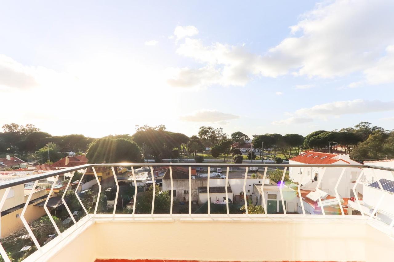 Espectacular Apartamento Na Praia A 20 Min De Lisboa Costa de Caparica Zewnętrze zdjęcie